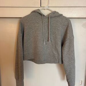Wild Fable Quilted Gray Cropped Hoodie – Size S